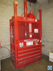 62" PTR 3400HDLH, '1998 vertical baler