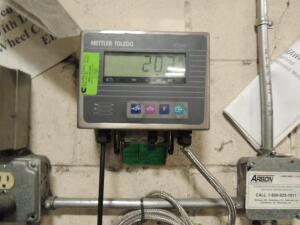 Mettler Toledo Scale Model Vlx20320, W/ Mettler Toledo Hawk Ind 246 Digital Readout, 5000 lb.Cap.