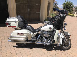 2002 Harley-Davidson FLHTCUI Ultra Classic Electra Glide - White 88CI, MILES 26,761, VIN# 1HD1FCW362Y620358, (HD4 (LOCATION: 18925 South Western Ave,Torrance, CA 90503) (Please allow 14 business days for delivery of Title. These Titles will be Fedexed to 