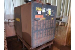 Landa VLP8-30024C LP Gas Steam Cleaner, S/N 11095809-100001, 4652 hours