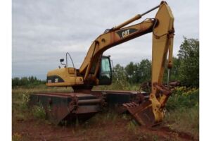 Caterpillar 320CL Hydraulic Excavator, S/N ABNB01596, 9 ft. 4 in. Stick, Bucket, Amphibious Carriage, 6368 hours indicated (tracks not attached)